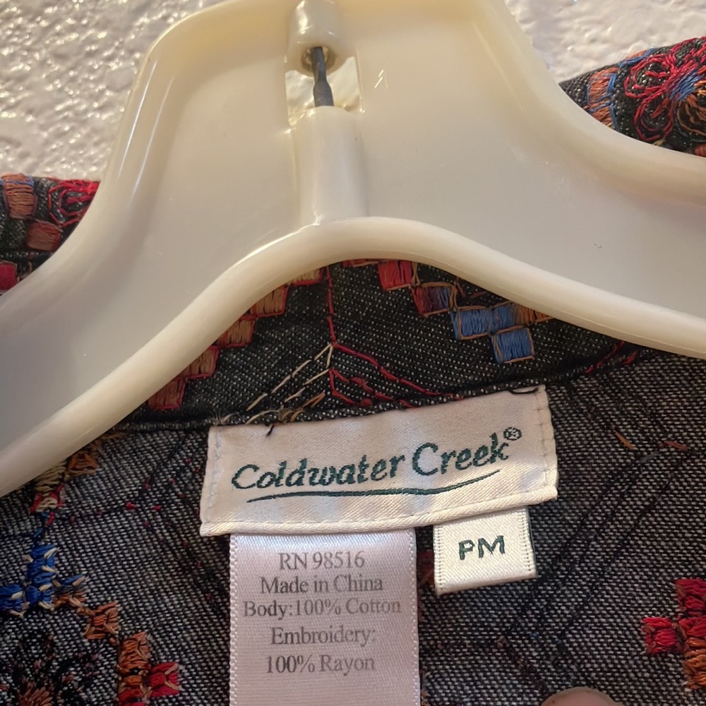 FINAL MARKDOWN Coldwater creek embroidered jacket petite medium - Picture 3 of 3